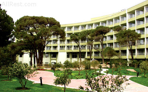 Maritim Pine Beach Resort 3